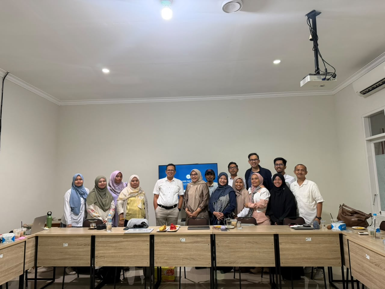 Departemen Ilmu Komunikasi FISIP Universitas Andalas Hadirkan Praktisi AI dan Guru Besar Ilmu Komunikasi dalam Penyusunan Kurikulum Berbasis Digital-AI